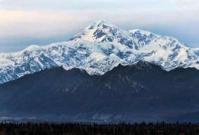 Rangers conduct aerial search for climber on Alaska's Denali