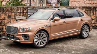 Bentley Bentayga LWB Renderings Hide The Bigger Changes Inside