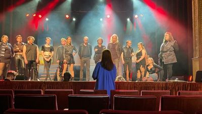 Tasmania's satirical stage show Uni Revue changing with the times as it celebrates 75th anniversary