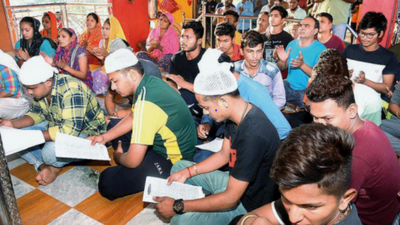 Vadodara: Anees Rana & Hanuman Chalisa are inseparable, be it rain or roza