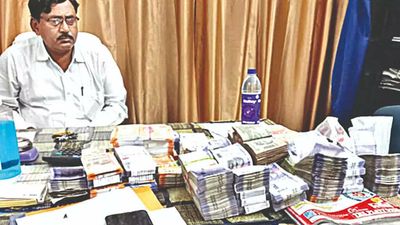 Bihar: Vigilance raids on Saharsa jail superintendent yield crores