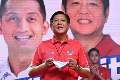 Marcos Jr on verge of historic win as Philippine presidential campaign ends