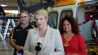 Federal Labor to fund Medicare urgent care clinics in Darwin and Alice Springs if elected