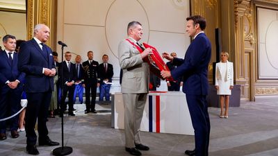 Macron promises 'a stronger France' at inauguration for second term as president