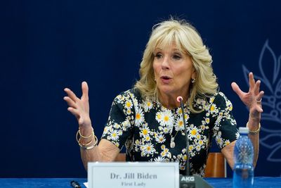 Jill Biden lauds Romanian efforts to help Ukrainian refugees