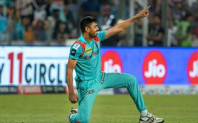 IPL 2022 | De Kock’s 50, bowlers take Lucknow closer to playoff berth with crushing victory over Kolkata Knight Riders