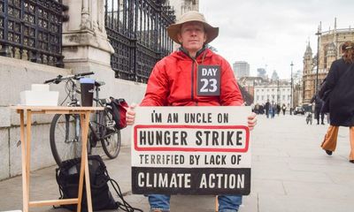 Climate hunger striker expresses shock at being ignored by ministers