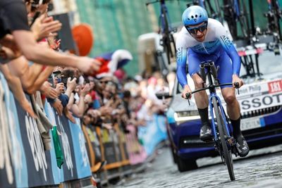 Yates wins Giro d'Italia time-trial, Van der Poel retains lead