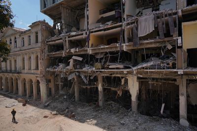 Grim search in blown-out Havana hotel, death toll at 26