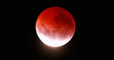 Lunar eclipse to be visible in Ireland this month as moon to turn 'deep blood red'