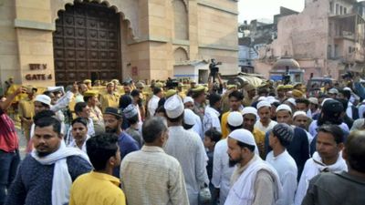 Uttar Pradesh: One arrested for shouting provocative slogans outside Gyanvapi Masjid in Varanasi