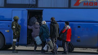 Women and children evacuated from Mariupol