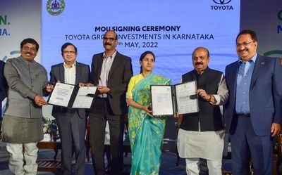 Toyota signs MoU with State to invest ₹ 4,800 crore in new technologies