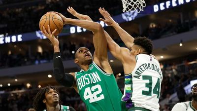 Horford’s Game-Tying Shot Doesn’t Count as Bucks Edge Celtics