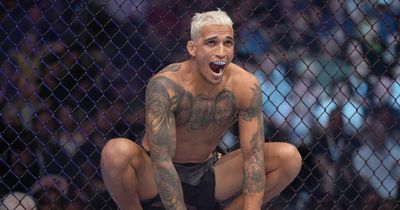 Charles Oliveira chokes out Justin Gaethje to leave UFC lightweight title vacant