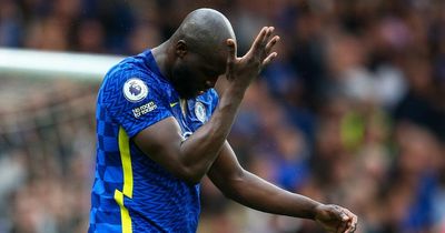 What Romelu Lukaku did when substituted vs Wolves as Chelsea handed Arsenal and Tottenham worry