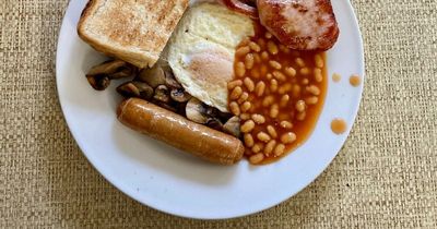 I found one of the cheapest full English breakfasts you can get in Manchester and wasn't disappointed