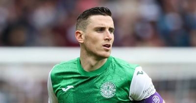 David Gray praises Paul Hanlon's Hibs commitment after skipper makes 500th appearance despite need for operation