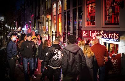 Amsterdam city officials apparently want to pull the plug on the Red Light District