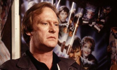Dennis Waterman, Minder and New Tricks star, dies aged 74