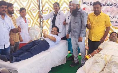 Make every occasion memorable by donating blood: Sajjanar