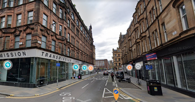 Mob of violent youths attack man in Glasgow city centre leaving him with serious head wounds