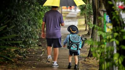 Rainfall totals of up to 400 millimetres predicted for Queensland as severe weather sets in