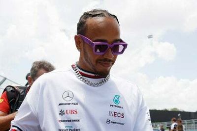 Lewis Hamilton questions Mercedes decision to hand over pit-stop call in F1 Miami Grand Prix