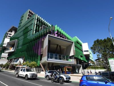 Qld girl leaves hospital after bus ordeal