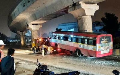 26 passengers injured after KSRTC bus rams into metro pillar in Bengaluru