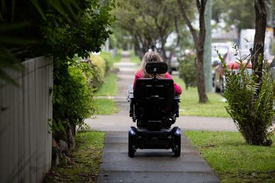 NDIS minister downplays major increase in appeals since 2021 as ‘tiny fraction’ of participants