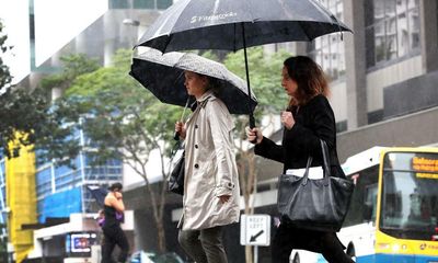 Flooding fears as La Niña brings heavy rain to north-east Australia