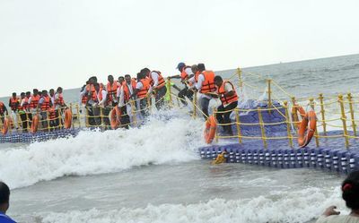 Rough sea prompts closure of Karnataka’s first floating bridge