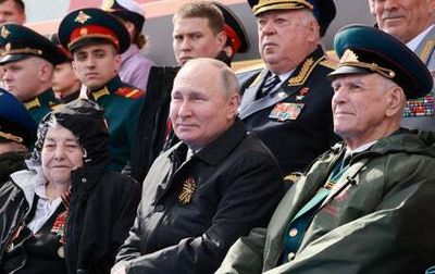 Boris Johnson blasts Putin’s invasion of Ukraine, calling it a ‘vanity war he must lose’