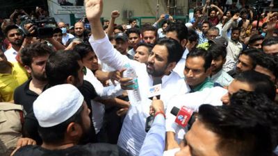 FIR registered against AAP MLA, others for 'obstructing' anti-encroachment drive in Shaheen Bagh