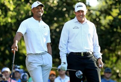 Woods, Mickelson named in PGA Championship field