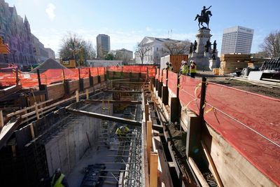 Tunnel contractor pokes through Virginia Capitol ceiling