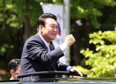 S.Korea's Yoon suggests 'audacious' economic plan if N.Korea abandons nukes