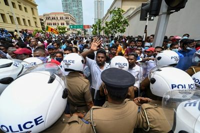 Curfew in Sri Lanka after day of deadly unrest