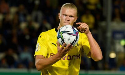 Erling Haaland set to join Manchester City after passing medical