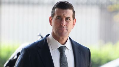 Roberts-Smith witness backs cornfield shot