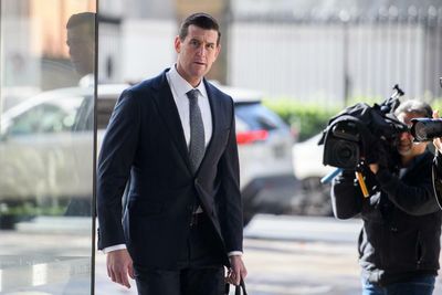 SAS soldier tells Ben Roberts-Smith defamation trial Afghan killed in Darwan was an insurgent spotter