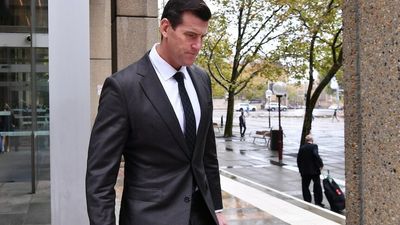 Former elite soldier rejects claims Ben Roberts-Smith kicked Afghan man over a cliff