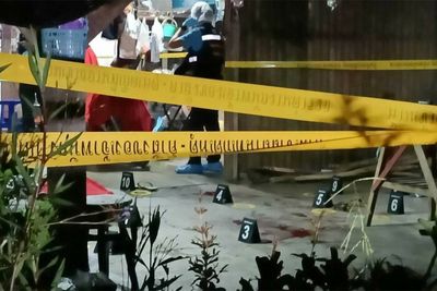 Drug dealer killed after shooting dead police officer