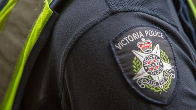 Victoria Police officer admits to forming relationships with four women who were victims of crime