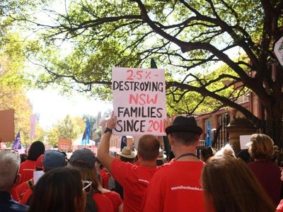 NSW govt attacked over staff pay rises