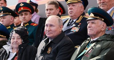 'Deflated' Vladimir Putin's strongman image over as he looks like 'old man in the cold'