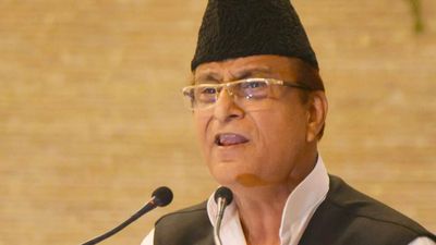 Uttar Pradesh: SP leader Azam Khan gets interim bail in a case of Enemy Property Act