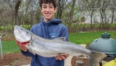 Kayak fishing on Lake Michigan: Teenager growing into the sport earns Fish of the Week