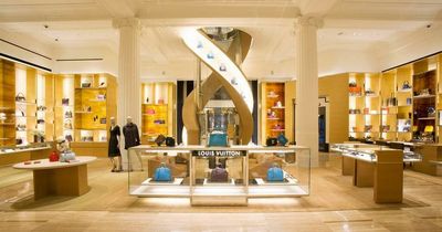 Axe-wielding drunk tries to hammer his way into Selfridges Louis Vuitton display